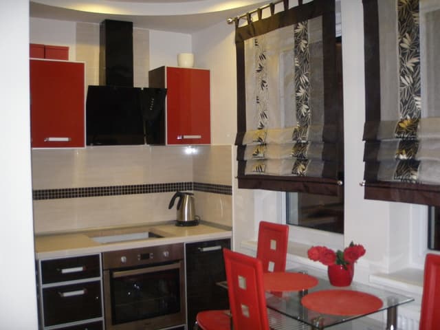 Umeblowane mieszkanie w doskonałej lokalizacji - Zdjęcie 3/6