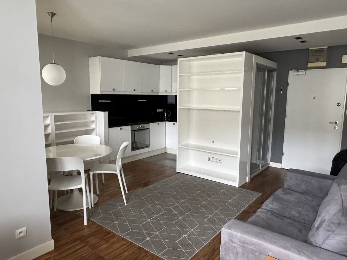 Przestronne mieszkanie w doskonałej lokalizacji na Bródnie - Zdjęcie 1/17