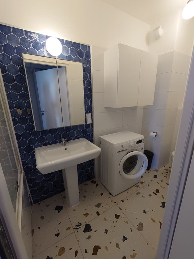 Przytulna kawalerka na Pradze-Południe, gotowa do zamieszkania - Zdjęcie 1/19