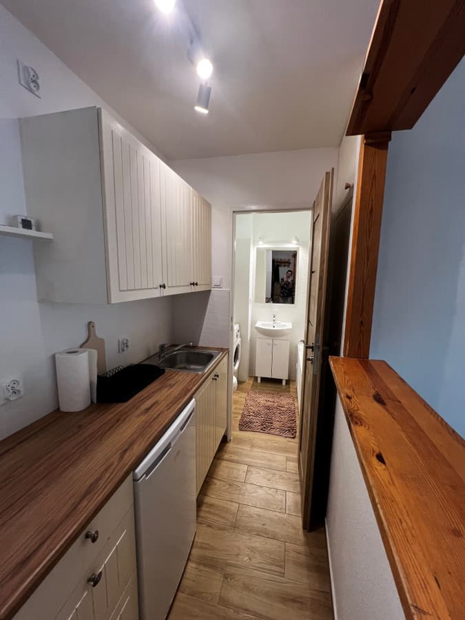 Przytulna kawalerka 26m² na Szczęśliwej, w pełni wyposażona - Zdjęcie 1/17