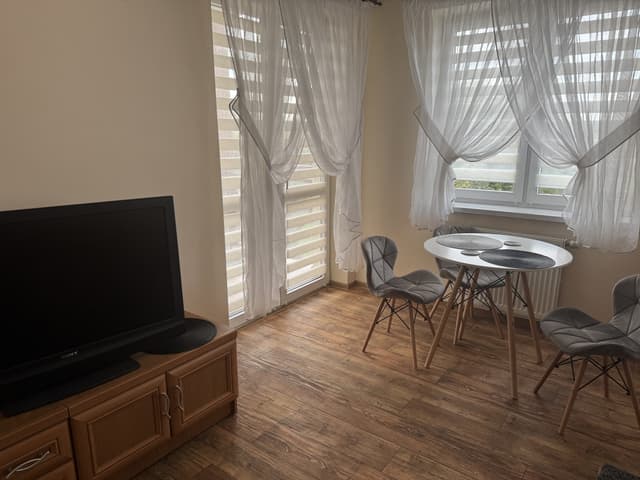 Przytulna kawalerka w spokojnej części Mistrzejowic - Zdjęcie 4/9