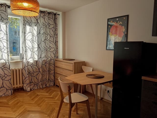 Przytulne studio na Bielanach, w pełni wyposażone - Zdjęcie 3/9