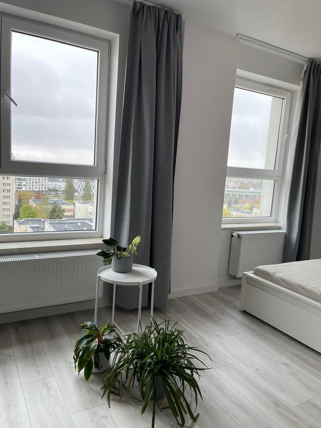 Komfortowe mieszkanie do wynajęcia w Warszawie - Zdjęcie 2/16