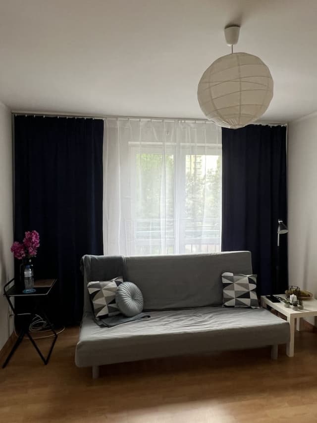Przytulne 36 m² w sercu Krzyków - doskonała lokalizacja - Zdjęcie 2/11