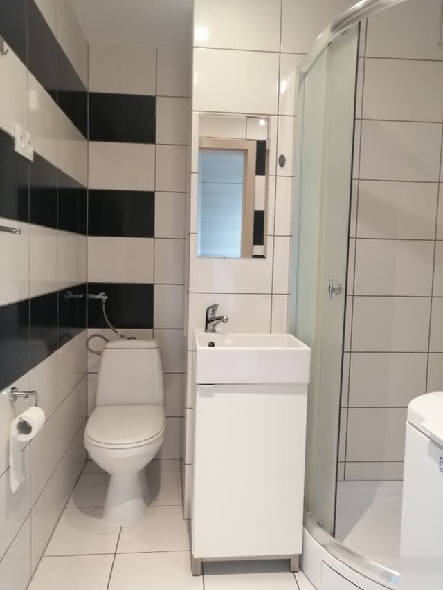 Przytulne studio z nowym wyposażeniem przy ul. Szymanowskiego - Zdjęcie 3/7