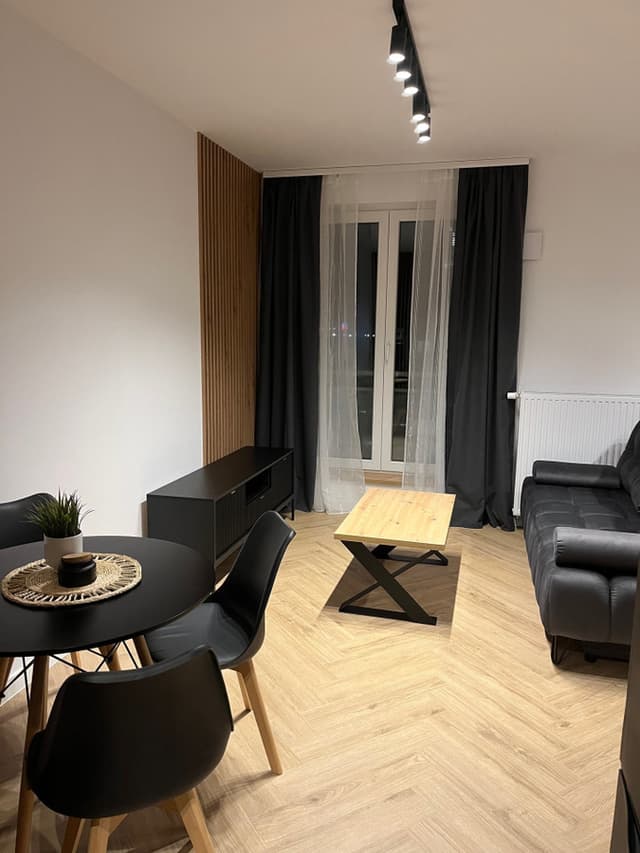 Jasne mieszkanie w Psie Pole – idealne dla singla - Zdjęcie 4/7