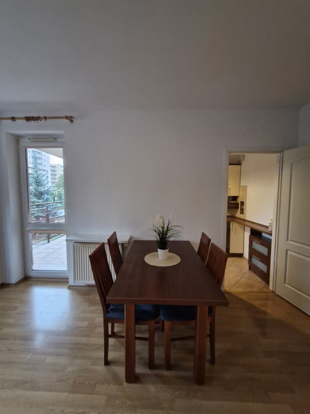 Funkcjonalne mieszkanie w Warszawie - wynajem - Zdjęcie 4/14