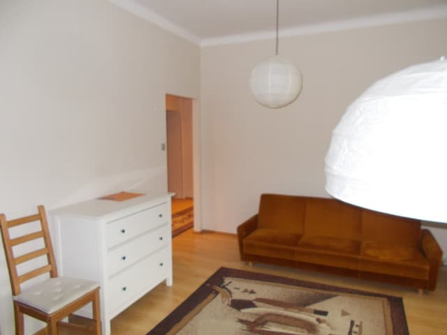 Dwupokojowe mieszkanie w Śródmieściu Warszawy - Zdjęcie 2/5