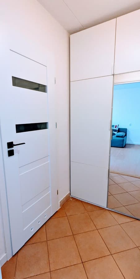 Przytulne mieszkanie na Bielanach, gotowe do wprowadzenia - Zdjęcie 3/9