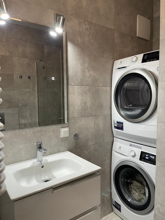 Komfortowe mieszkanie do wynajęcia w Warszawie - Zdjęcie 4/16