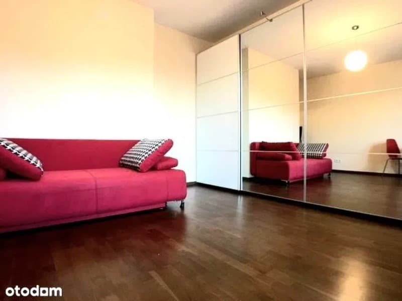 Nowoczesny apartament 35m² w sercu Woli z parkingiem - Zdjęcie 1/6