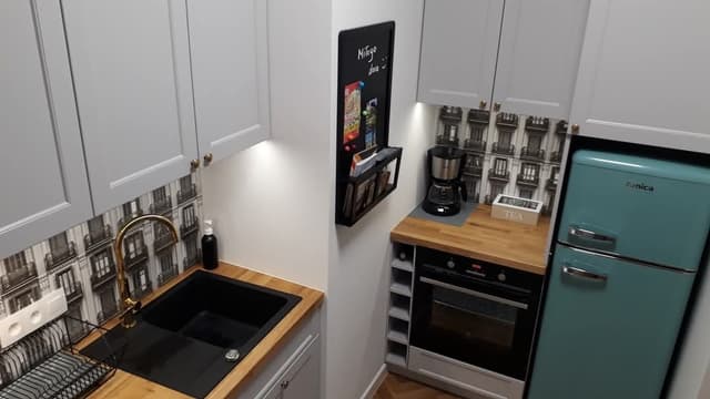 Klimatyczne 27m² w przedwojennej kamienicy na Pradze-Północ - Zdjęcie 3/17
