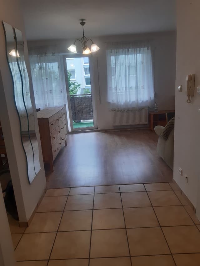 Przytulne, w pełni wyposażone mieszkanie w spokojnej dzielnicy - Zdjęcie 5/14