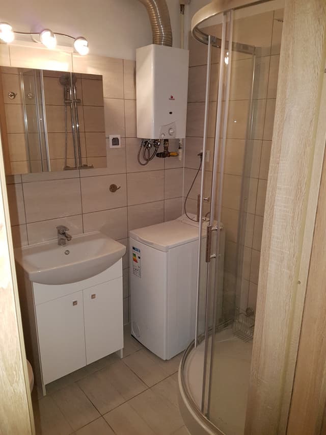 Komfortowe mieszkanie w centrum Krakowa przy Alei Kijowskiej - Zdjęcie 3/8