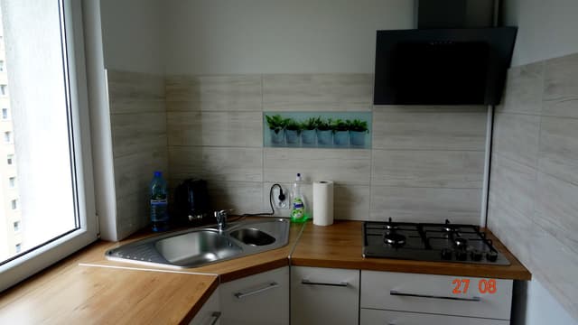 2-pokojowe mieszkanie na Winogradach w Poznaniu - Zdjęcie 2/15