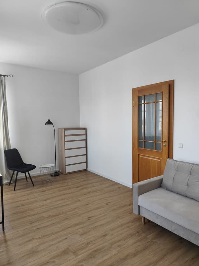 Mieszkanie do wynajęcia - Praga-Południe - Zdjęcie 2/8