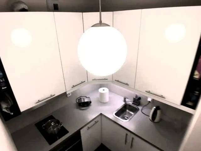 Nowoczesny apartament 35m² w sercu Woli z parkingiem - Zdjęcie 2/6