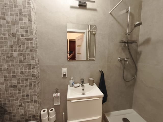 Kompaktowe mieszkanie w Warszawie - możliwa negocjacja - Zdjęcie 2/6