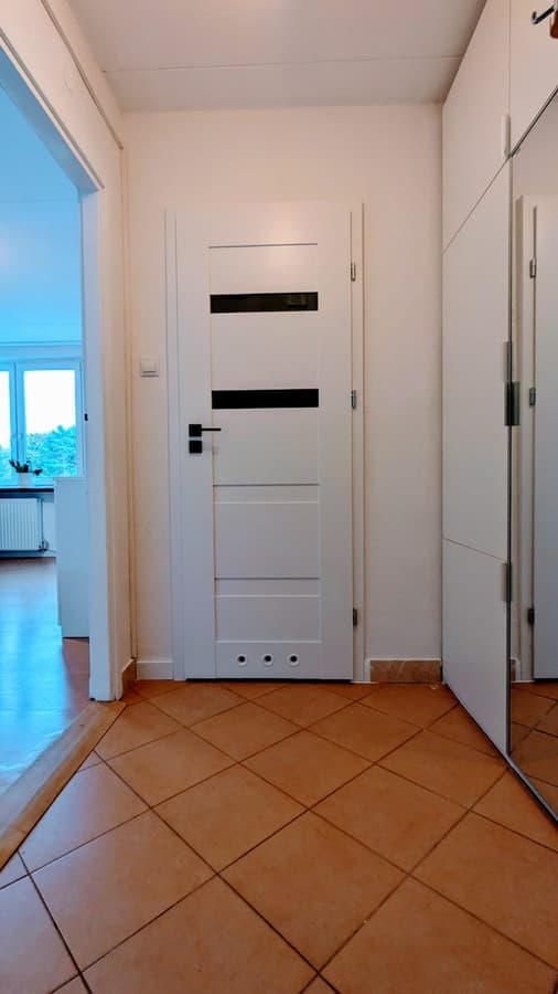 Przytulne mieszkanie na Bielanach, gotowe do wprowadzenia - Zdjęcie 4/9