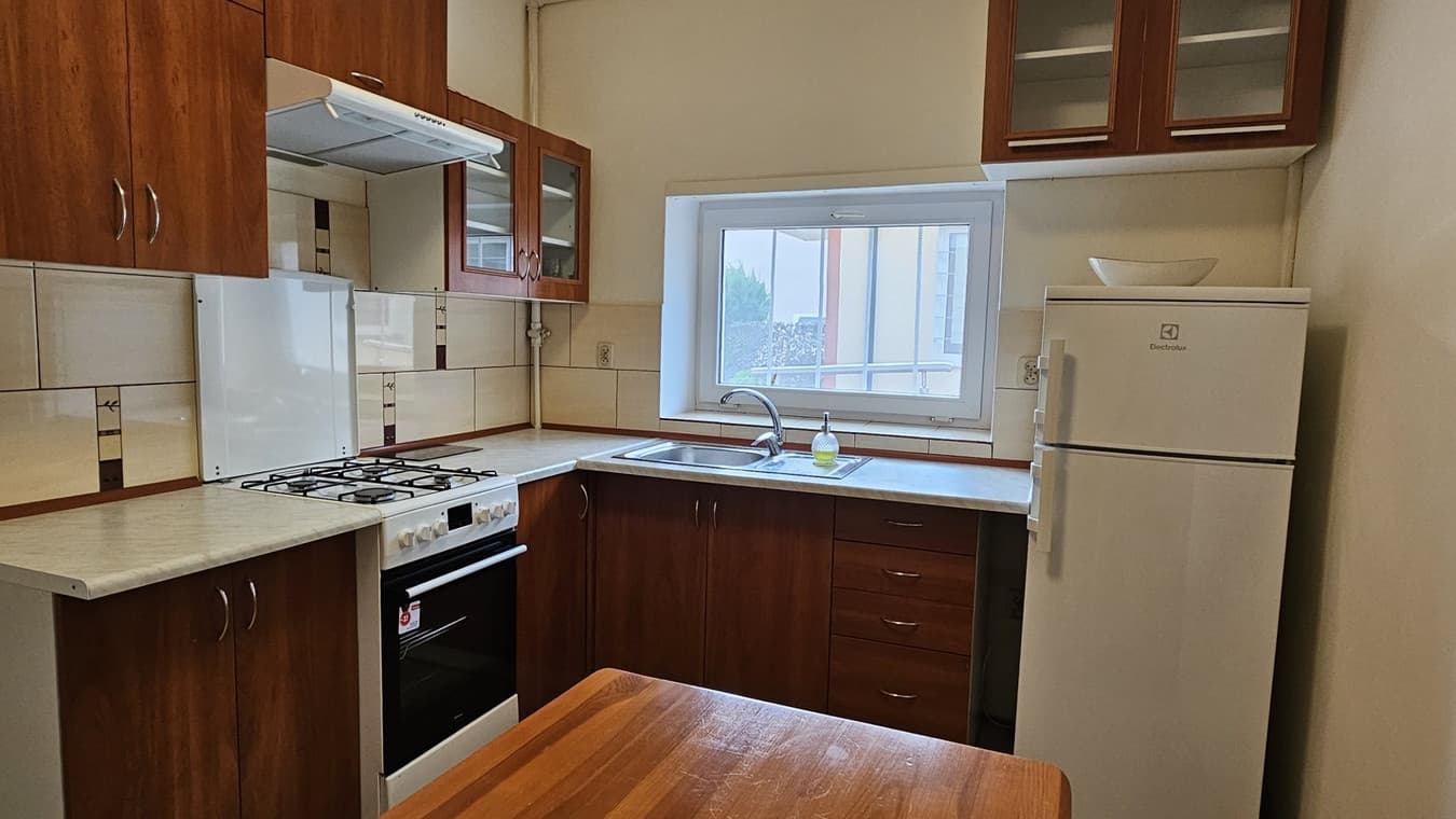 Komfortowe mieszkanie w spokojnej części Wesołej - Zdjęcie 1/5