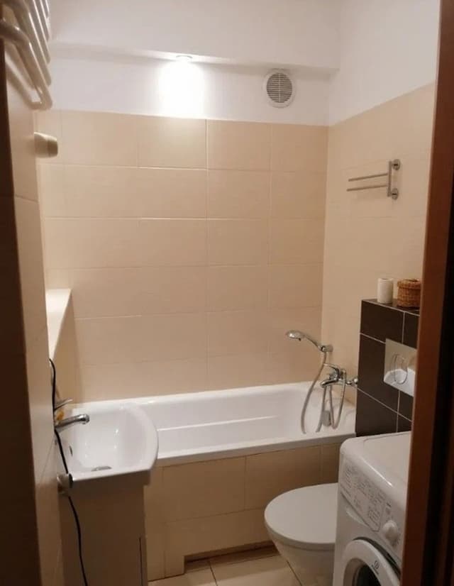 Komfortowe mieszkanie na Pradze-Południe - umeblowane - Zdjęcie 3/8