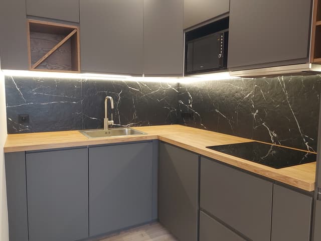 Umeblowane mieszkanie z windą w Górnej - Zdjęcie 3/10