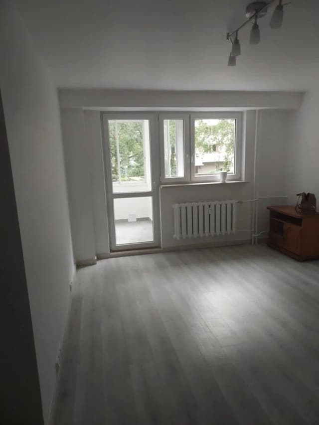 Funkcjonalne mieszkanie na Pradze-Południe, świetna lokalizacja - Zdjęcie 2/7