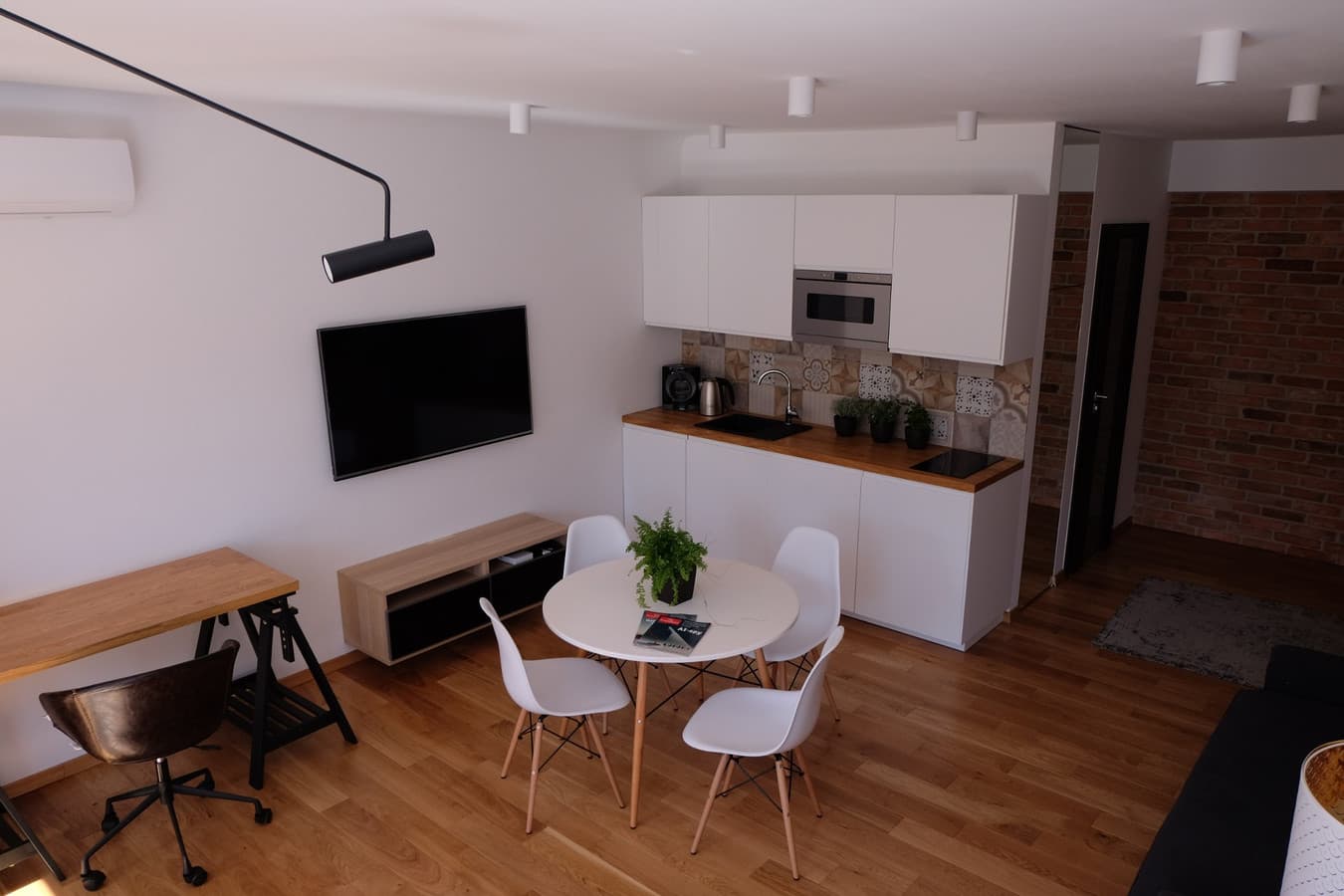 Przytulne 33 m² w sercu Starego Miasta - pełne uroku i komfortu - Zdjęcie 1/8