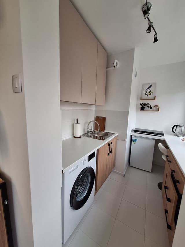 Funkcjonalny apartament w Łodzi - możliwość negocjacji - Zdjęcie 5/8
