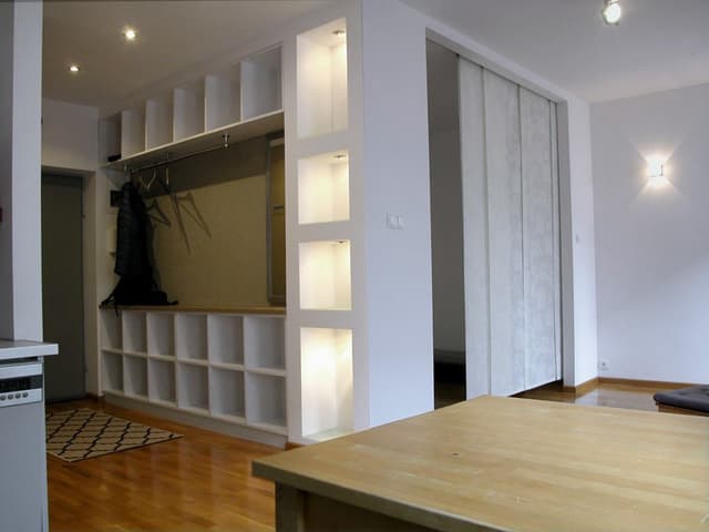 Słoneczne studio w sercu Muranowa blisko centrum - Zdjęcie 3/12