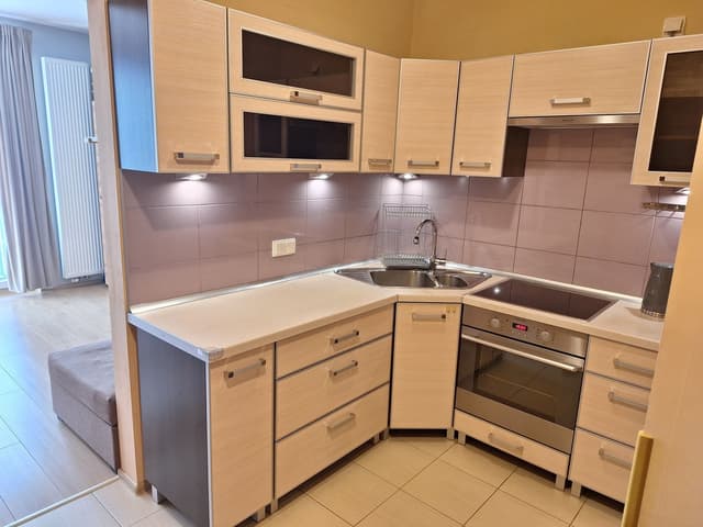 Funkcjonalne 31m² w świetnej lokalizacji na Bemowie - Zdjęcie 3/10