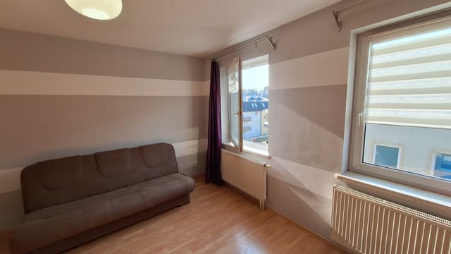 Przytulne 40 m² w Nowym Mieście - idealne dla singla lub pary - Zdjęcie 4/19