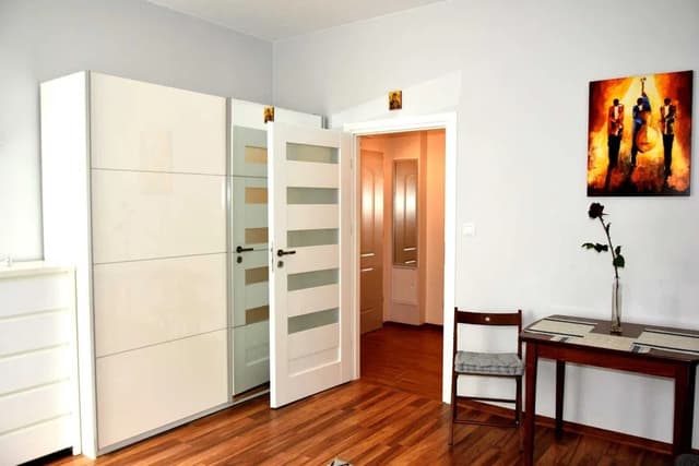 Stylowe 32 m² w sercu Pragi-Północ - nowoczesny komfort - Zdjęcie 3/8