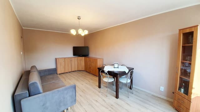 Przytulne mieszkanie w świetnej lokalizacji na ul. Siennej - Zdjęcie 2/9