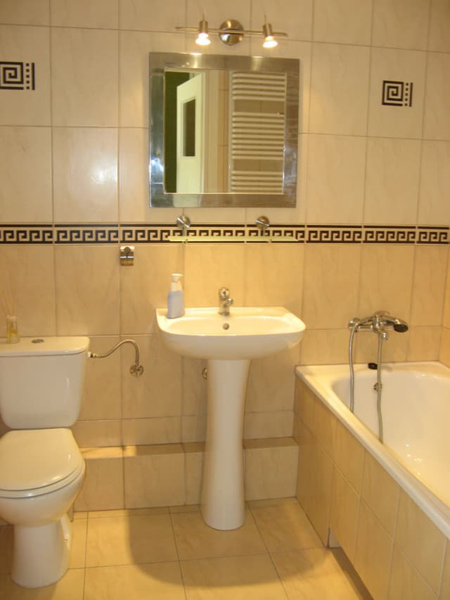 Komfortowe mieszkanie na Pradze-Północ z dobrą lokalizacją - Zdjęcie 3/5