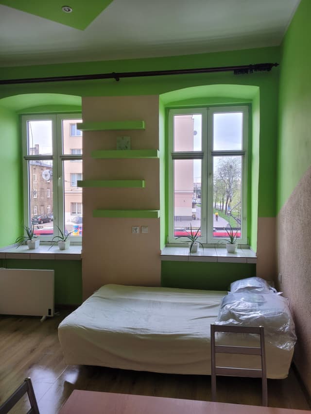 Nowoczesna kawalerka 20m² w centrum Łodzi z ochroną 24/7 - Zdjęcie 2/7
