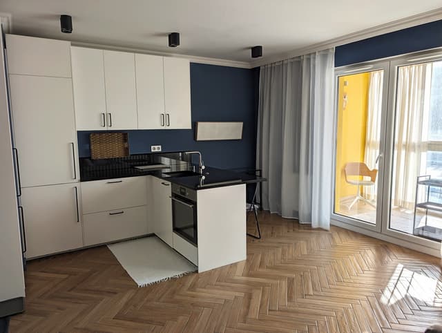 Mieszkanie na Pradze-Południe z doskonałą lokalizacją - Zdjęcie 3/7