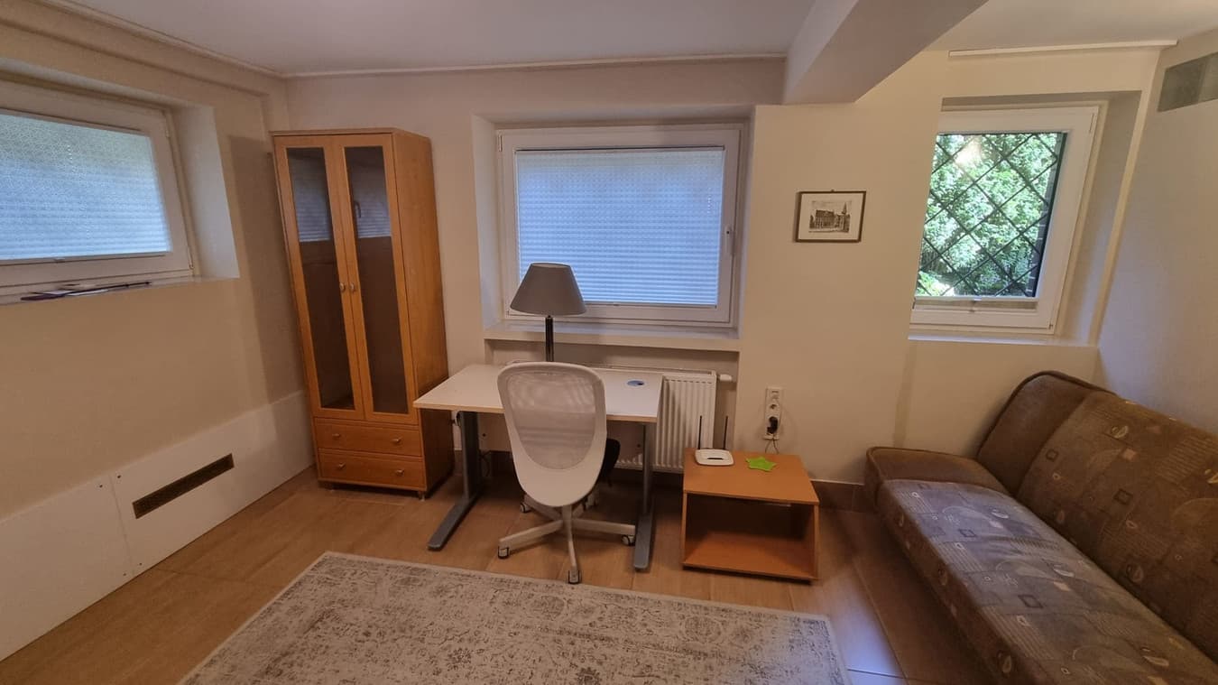 Komfortowe mieszkanie w dzielnicy Fabryczna, w pełni wyposażone - Zdjęcie 1/11