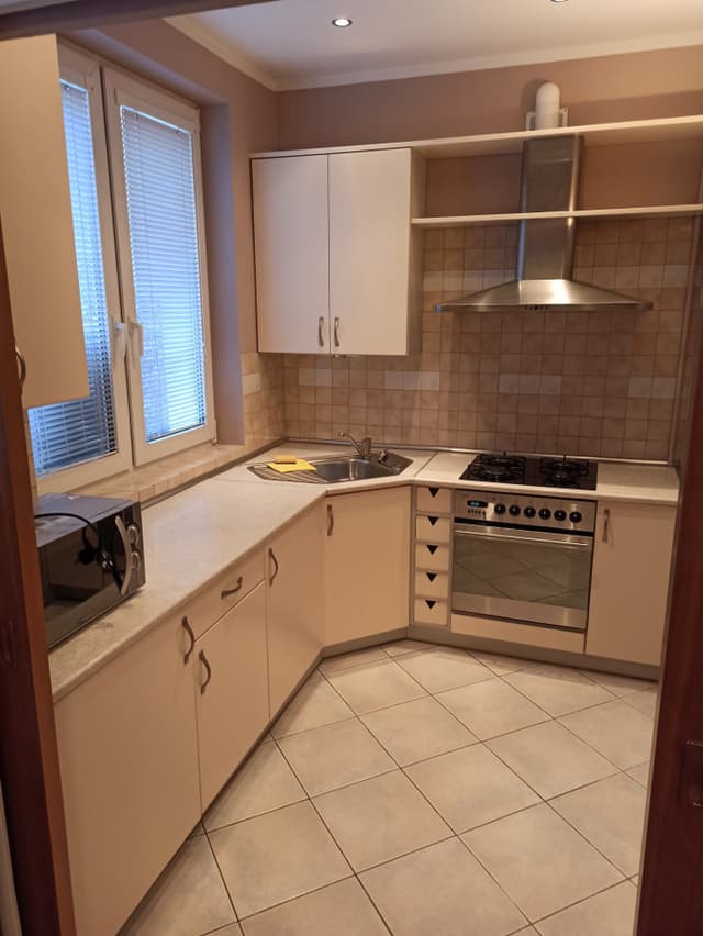 Komfortowe mieszkanie w centrum przy Chmielnej - Zdjęcie 4/8