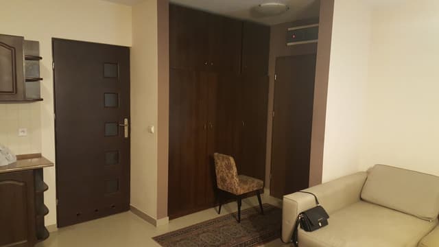 Nowoczesna kawalerka 36m² przy Radzikowskiego, w pełni wyposażona - Zdjęcie 5/11