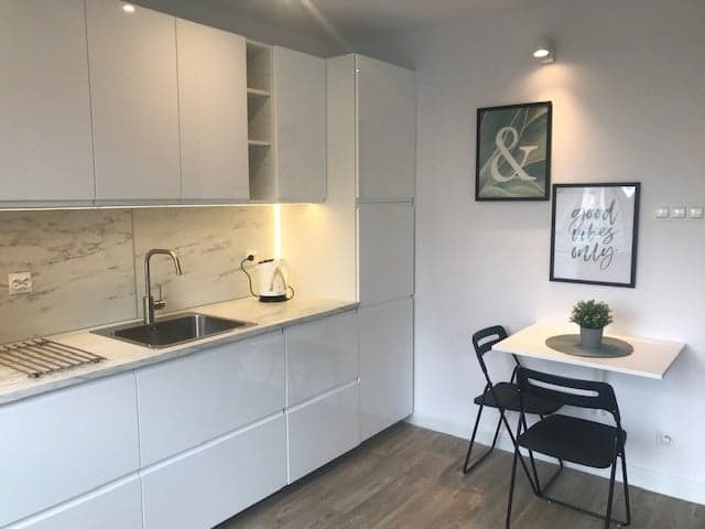 Nowoczesne mieszkanie w sercu Woli z doskonałą komunikacją - Zdjęcie 1/7