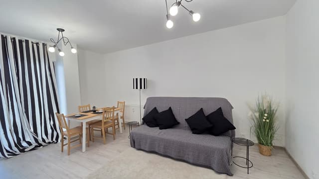 Komfortowe mieszkanie na wynajem w Białołęce - Zdjęcie 2/11