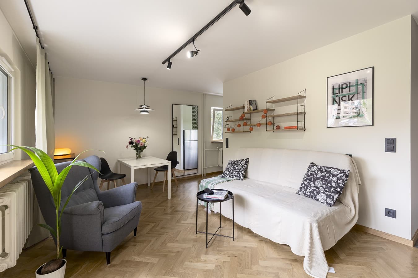 Nowoczesne mieszkanie w sercu Dębnik z dobrą komunikacją - Zdjęcie 1/14