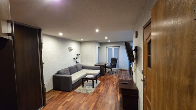 Komfortowe mieszkanie w Podgórzu - gotowe do zamieszkania - Zdjęcie 2/9