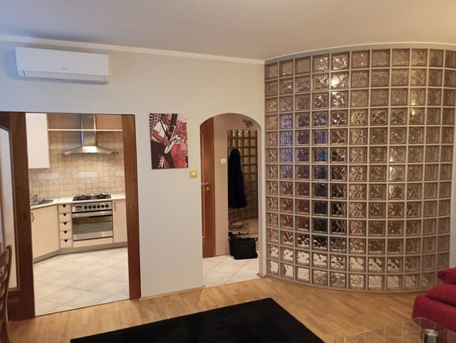 Komfortowe mieszkanie w centrum przy Chmielnej - Zdjęcie 3/8