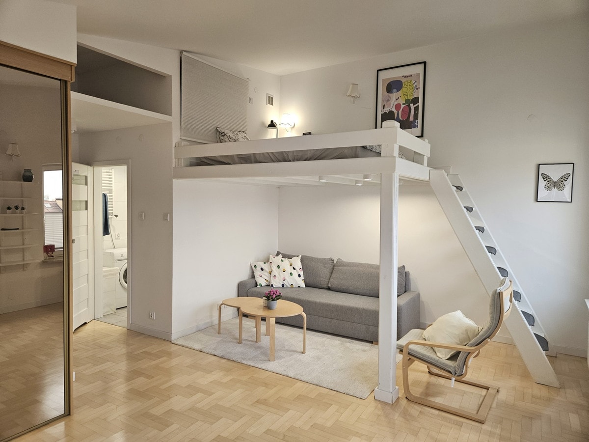 Komfortowe mieszkanie w doskonałej lokalizacji - Zdjęcie 1/8