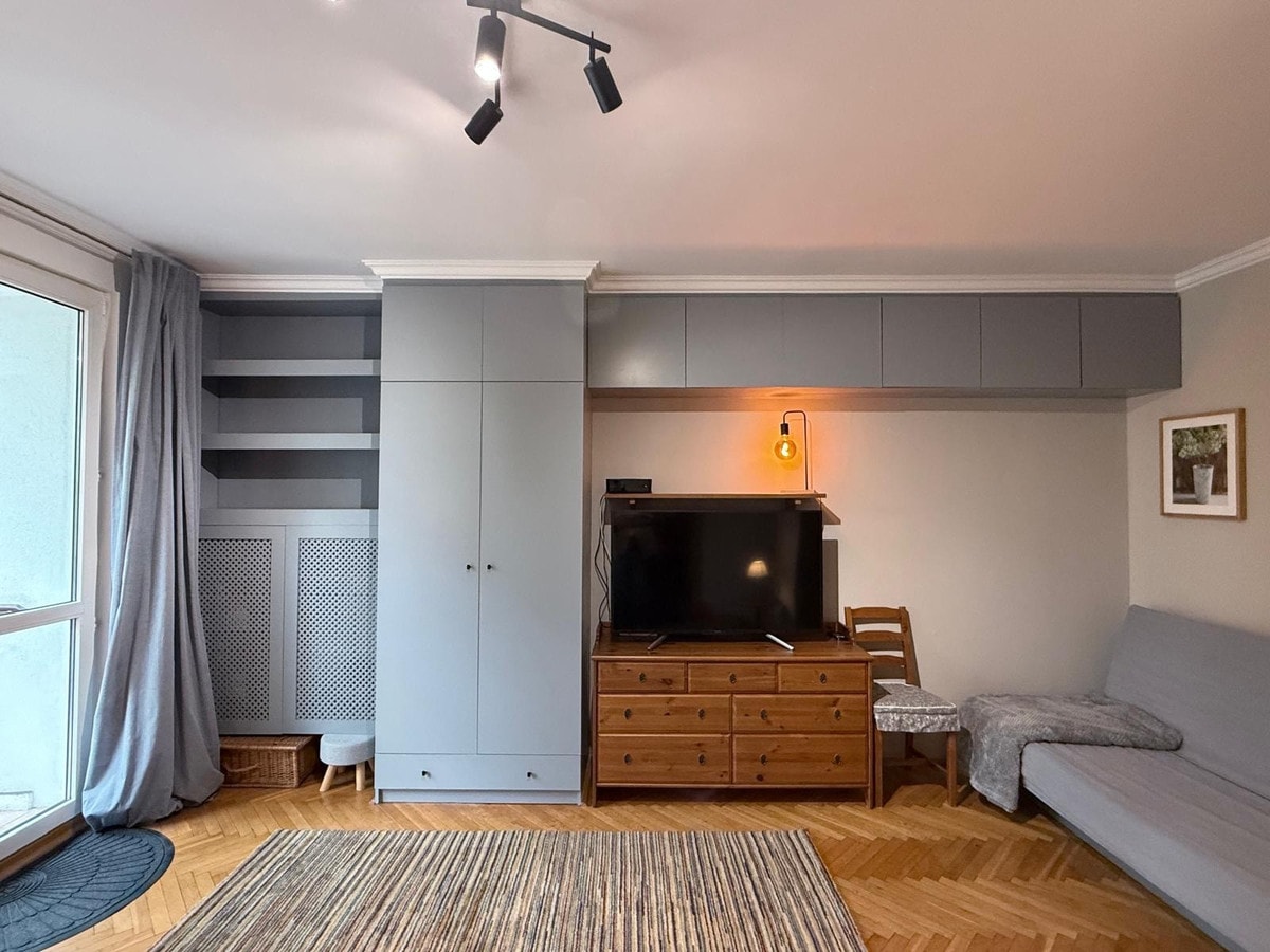 Komfortowe mieszkanie w sercu Pragi-Południe - Zdjęcie 1/7