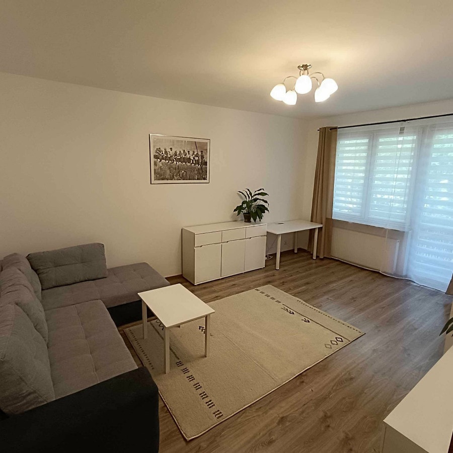 Umeblowane mieszkanie z miejscem parkingowym - Zdjęcie 1/11
