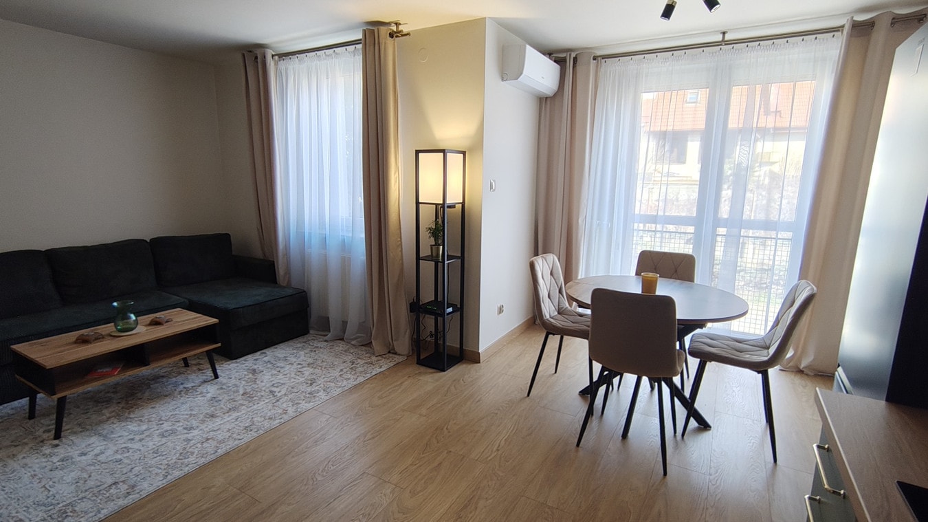 Komfortowe mieszkanie w atrakcyjnej lokalizacji - Zdjęcie 1/13