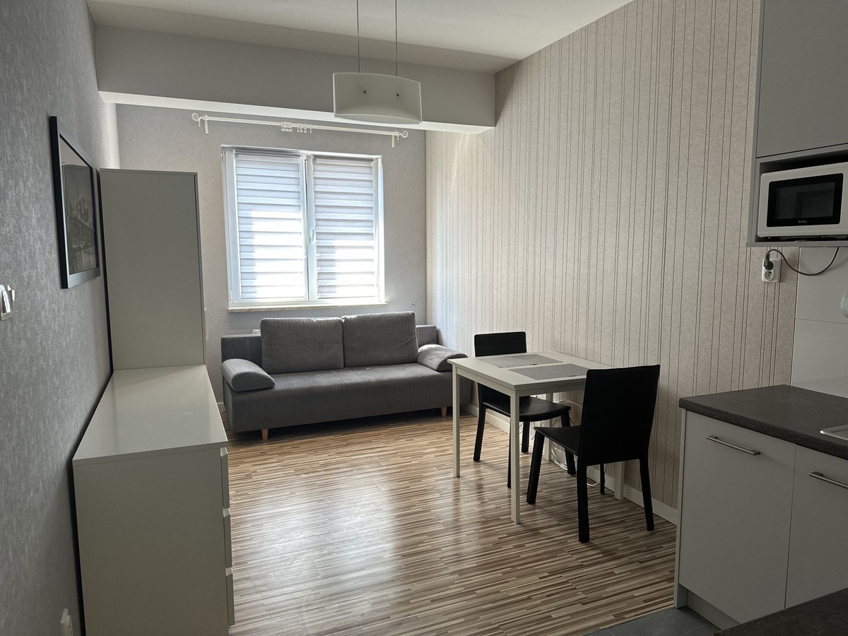 Przytulne studio w zielonej dzielnicy Stare Włochy - Zdjęcie 1/7